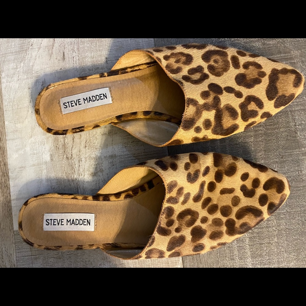Steve Madden Leppard Flats